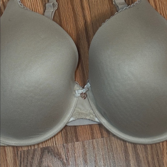Victoria's Secret Lined Perfect coverage Beige Bra, underwire, 34DDD - Picture 2 of 7